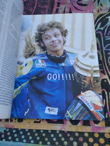 Libro vale oro tributo - tributo, a